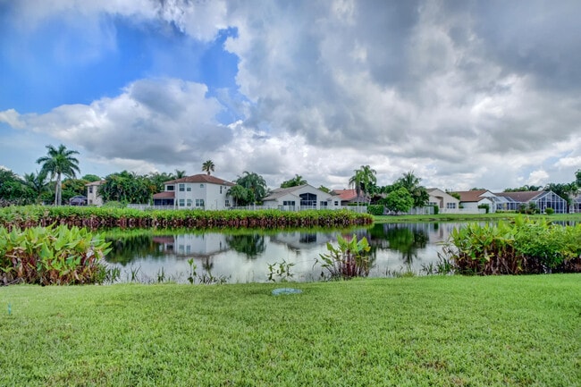 Building Photo - 18727 Ocean Mist Dr