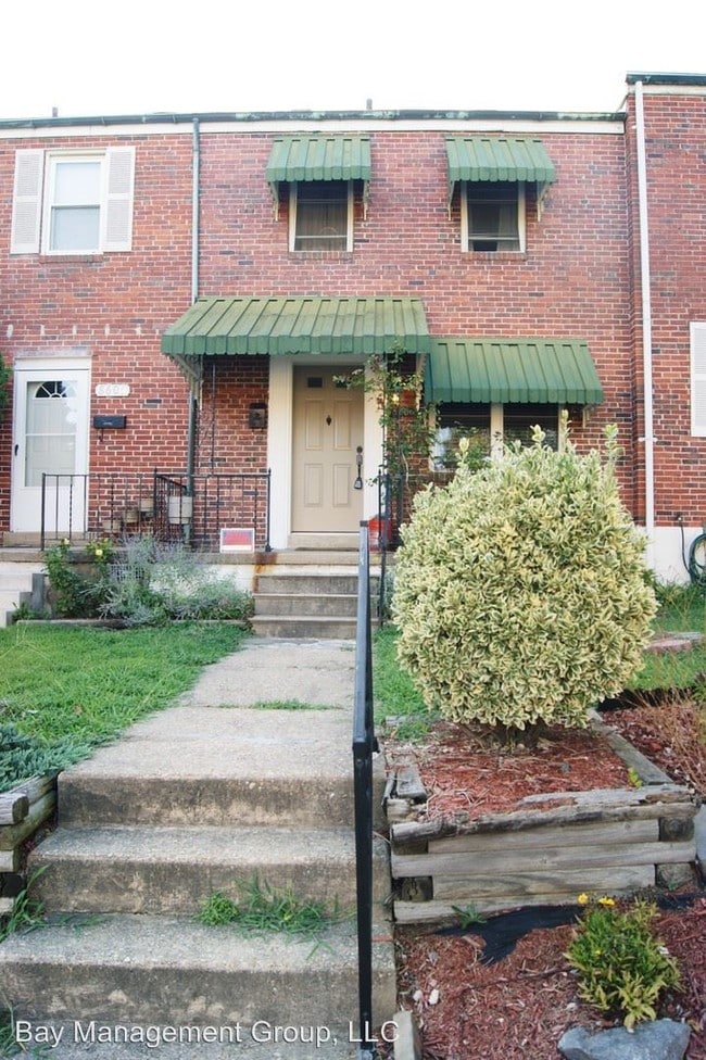 Building Photo - 8608 Willow Oak Rd