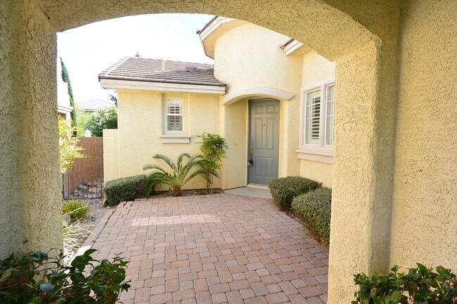 Building Photo - Single Story 3bed/2bath Home in Summerlin