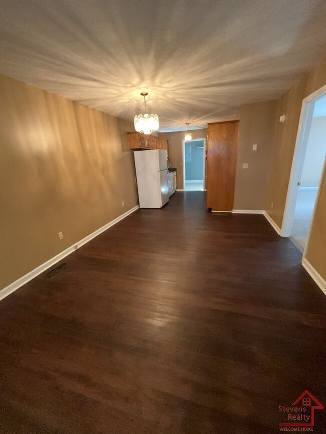 Building Photo - 185 Woodlee Ct