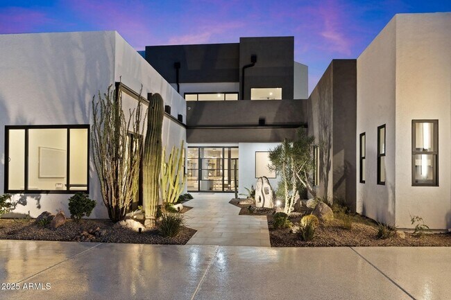 Foto del edificio - 3135 E Palo Verde Dr
