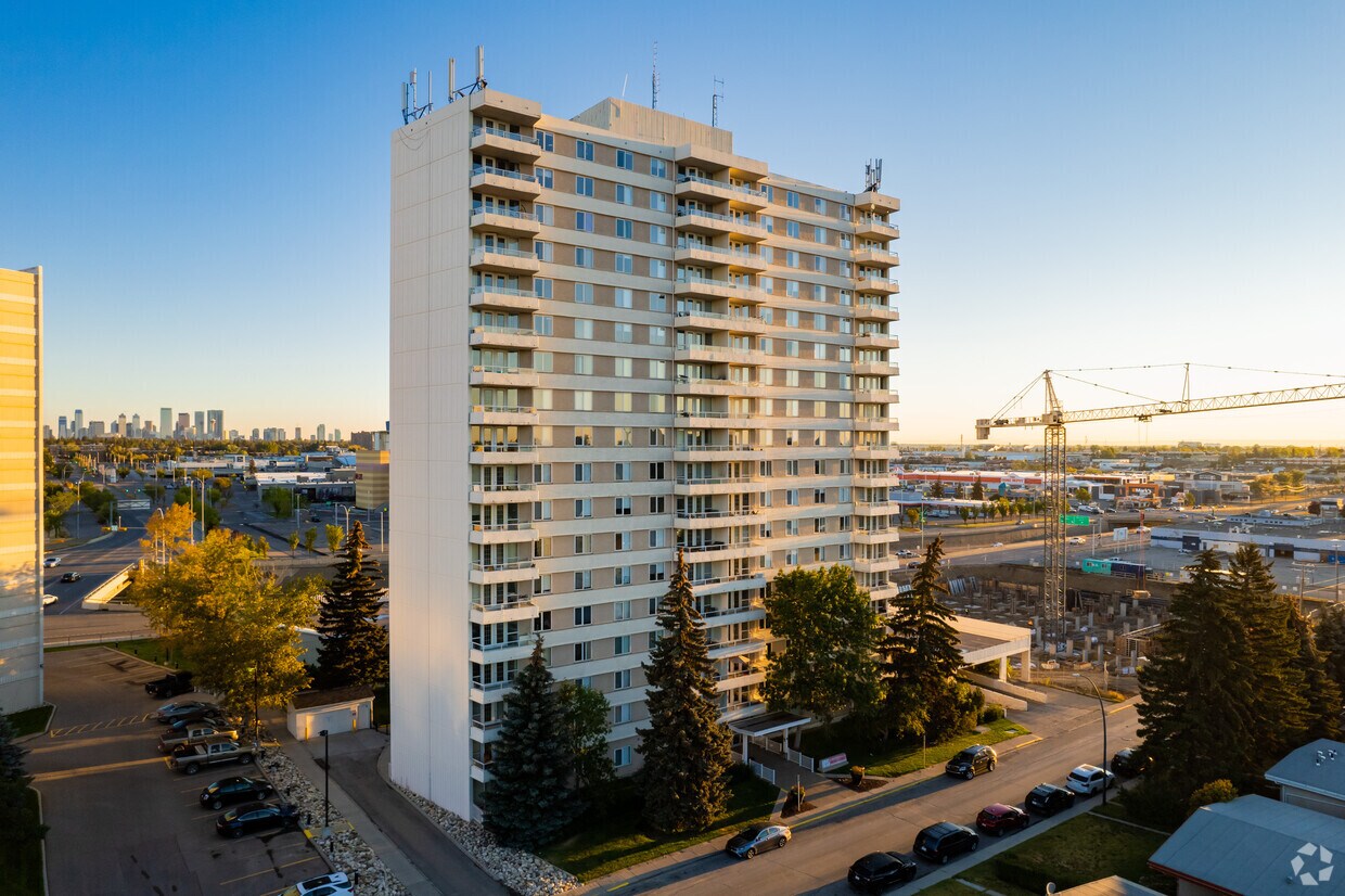 Glenmore Heights Apartments 700 67th Ave SW Calgary, AB