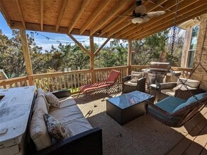 Building Photo - 7306 Ellaview Ln