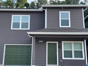 Building Photo - 21369 W Wallis Dr