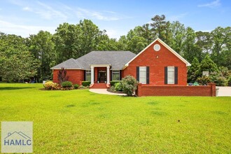 Building Photo - 111 Oakridge Dr