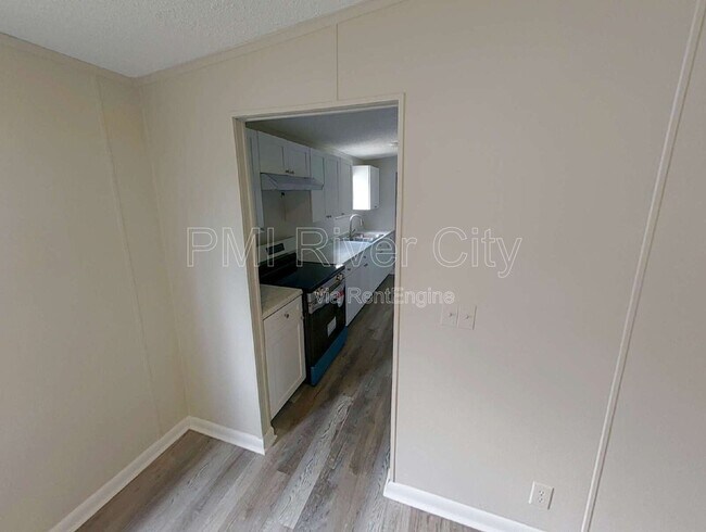 Foto del edificio - 12556 Palmetto St