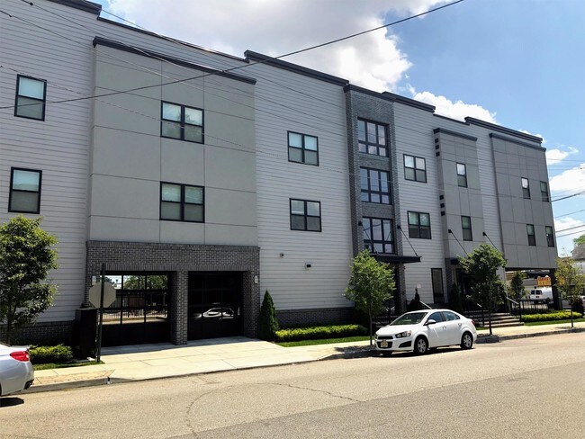 Foto del edificio - 1317-1319 North Ave