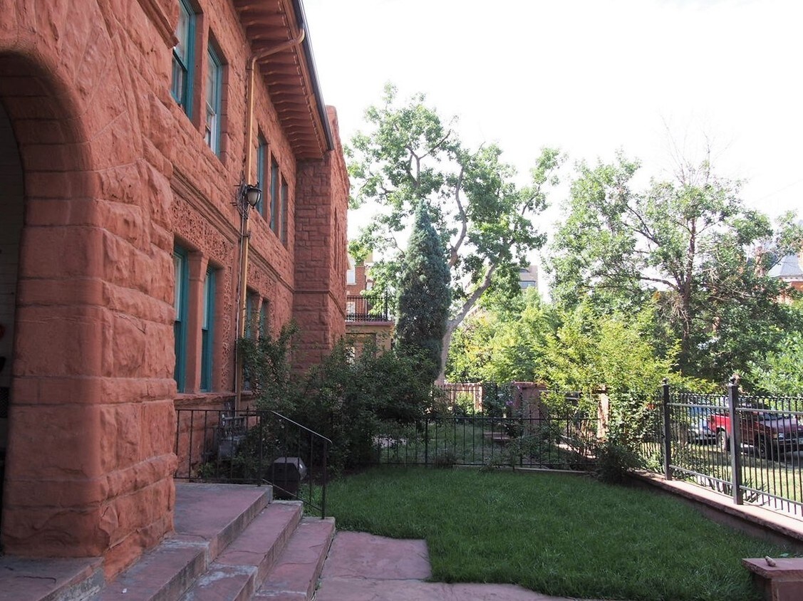 Front of Building - 1460 Pennsylvania St