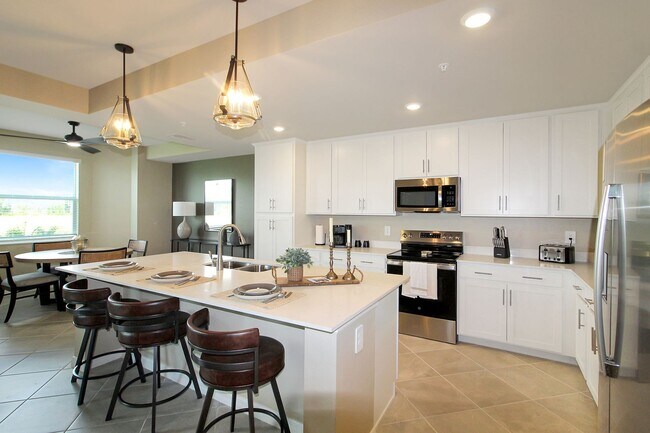 Building Photo - 12320 Wellen Golf St