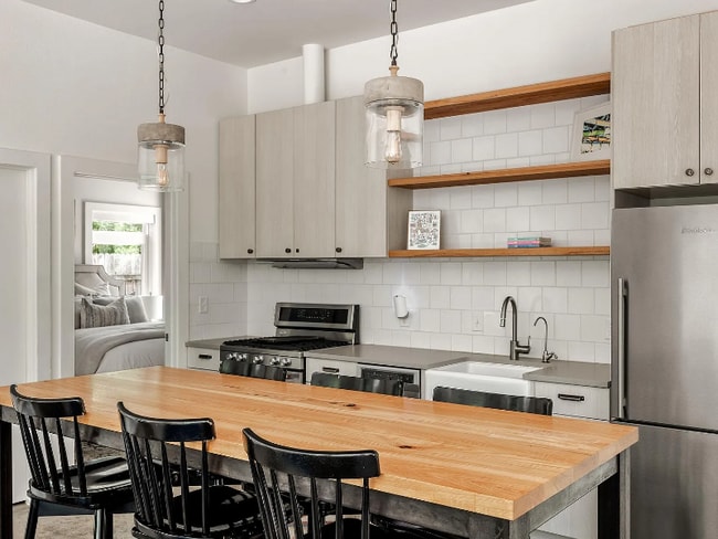 Foto del edificio - 2211 Canterbury St