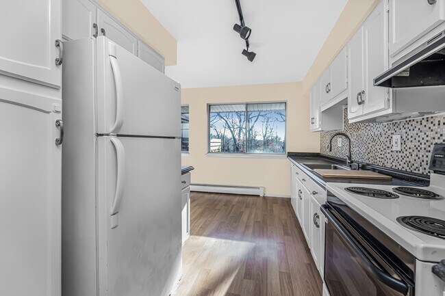 Building Photo - 107 Sierra Vista Ln