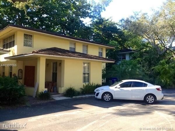 Primary Photo - 3619 S Douglas Rd
