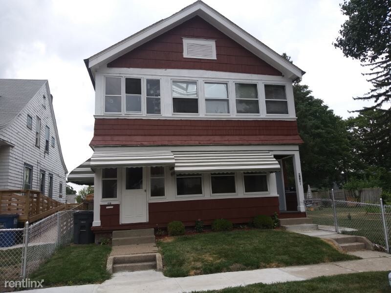 Primary Photo - 418 Bassett St