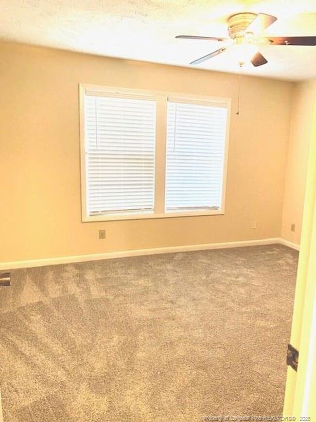Building Photo - 6771 Willowbrook Dr