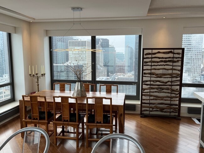 Foto del edificio - 130 N Garland Ct