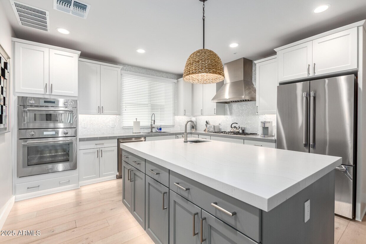 Foto principal - 7550 E Osborn Rd