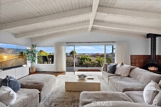 Building Photo - 25211 La Cresta Dr