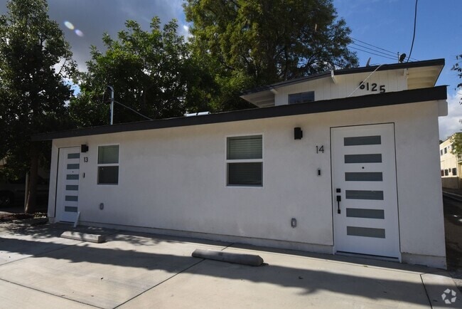 Building Photo - 6125 Whitsett Ave