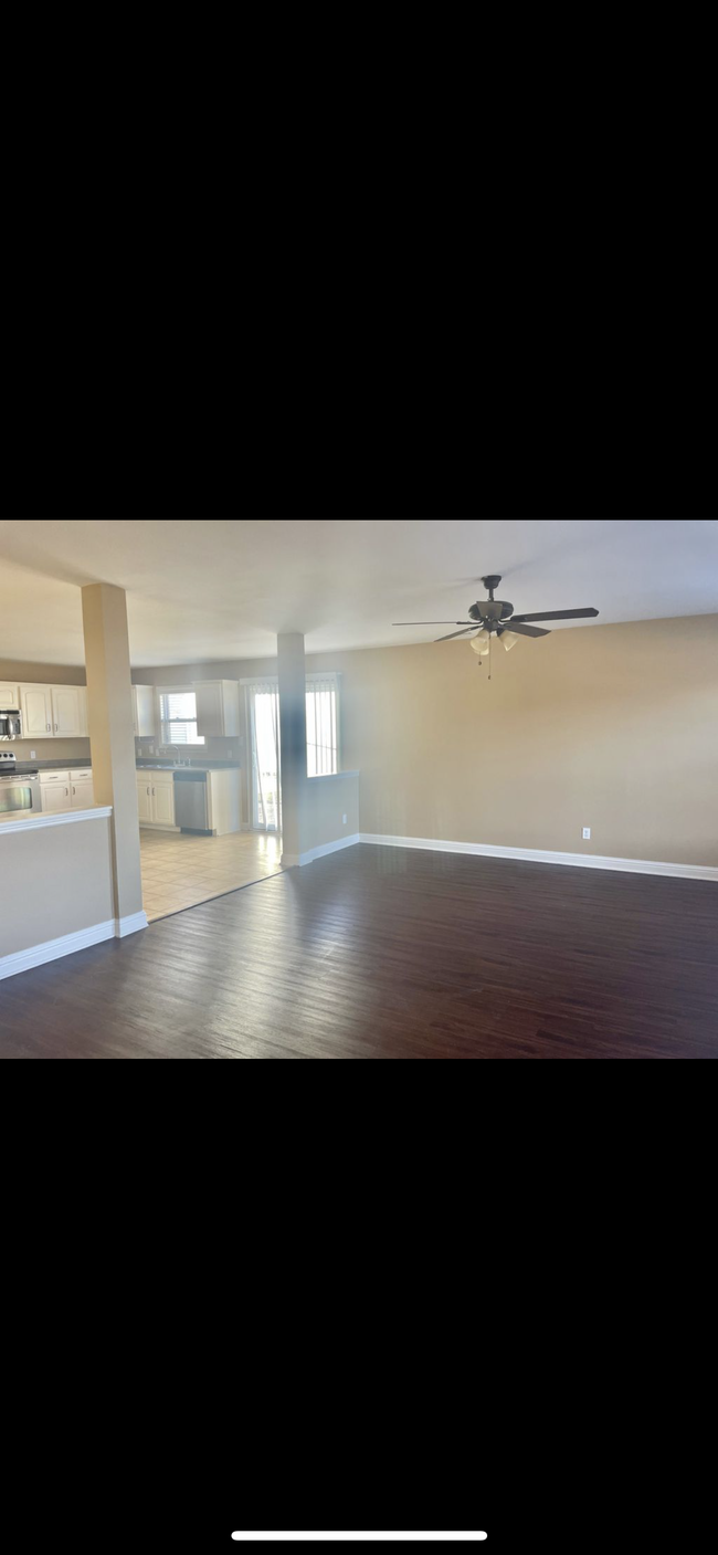 Building Photo - 10147 Cumberland Pointe Blvd