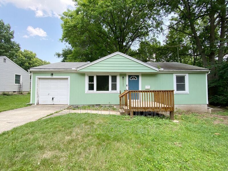 6601 Oxford Ave, Raytown, MO 64133 House Rental in Raytown, MO