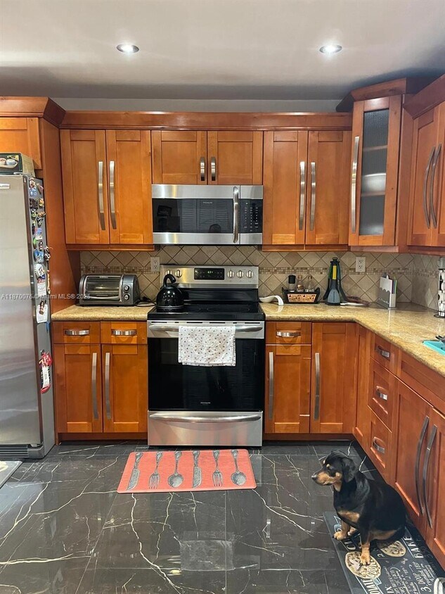 Foto principal - 14253 SW 96th Terrace
