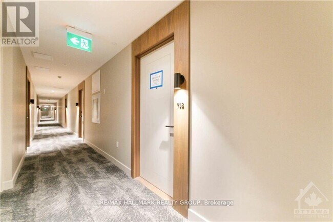 Photo du bâtiment - 560 Rideau St