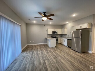 Building Photo - 317-319 Prescott Ln