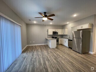 Building Photo - 317-319 Prescott Ln