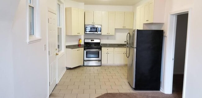 Foto del edificio - 3306 W North Ave