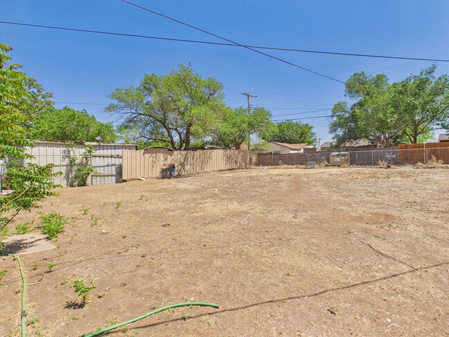 Building Photo - 3810 Mesa Verde Dr