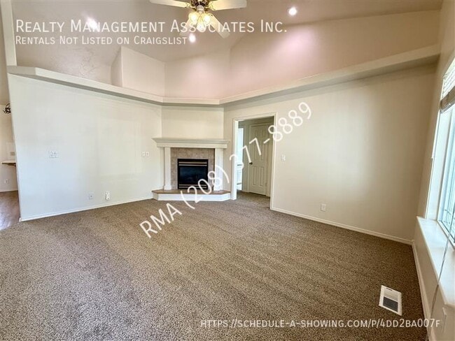 Building Photo - 3756 W Patel Dr