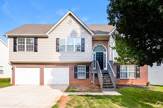 Building Photo - 342 Summit View Dr