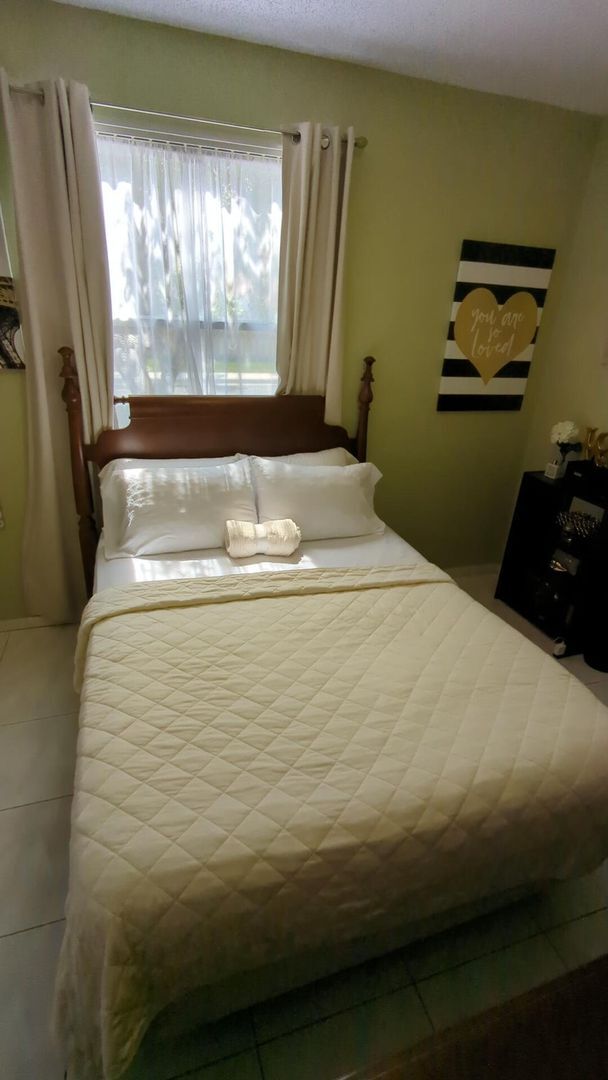 Foto del edificio - 1481 SW 105th Ave