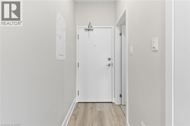 Building Photo - 2668 Binbrook Rd