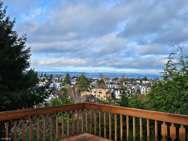 Foto del edificio - 2 br, 1.5 bath House - 3333 59th Avenue So...