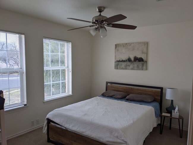 Bed 1 - 2201 Kaiser Dr