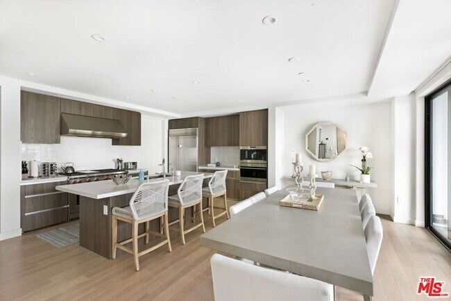 Foto del edificio - 17326 Tramonto Dr