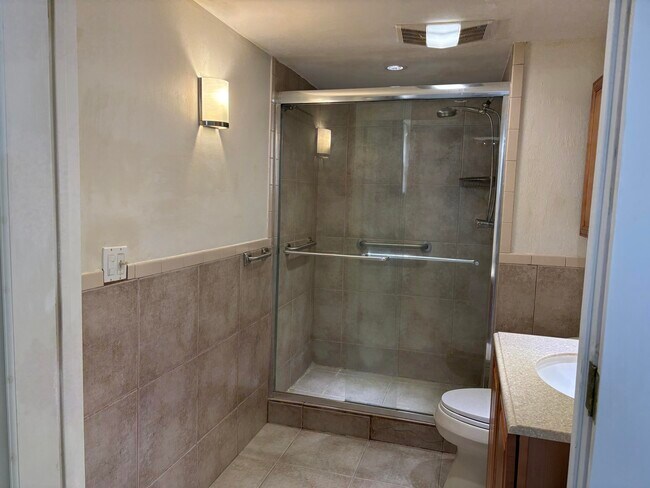 Foto del edificio - 9820 S Hollybrook Lake Dr