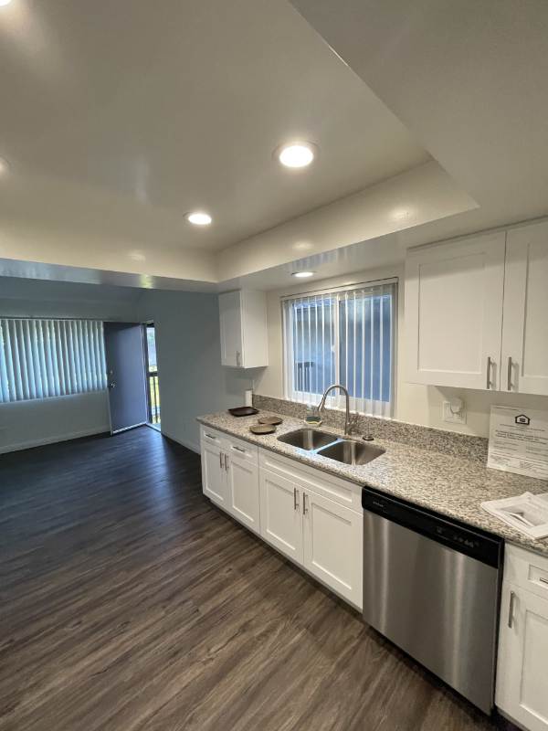 Building Photo - 797 Amigos Way