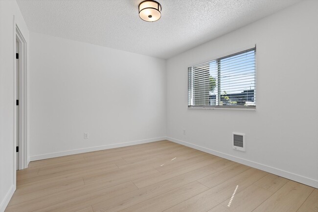 Foto del interior - Newly Remodeled Kennedy Park Apartments!