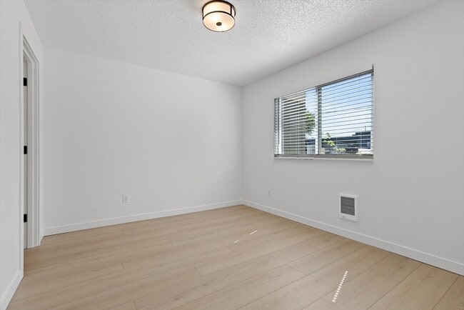 Interior Photo - Newly Remodeled Kennedy Park Apartments!