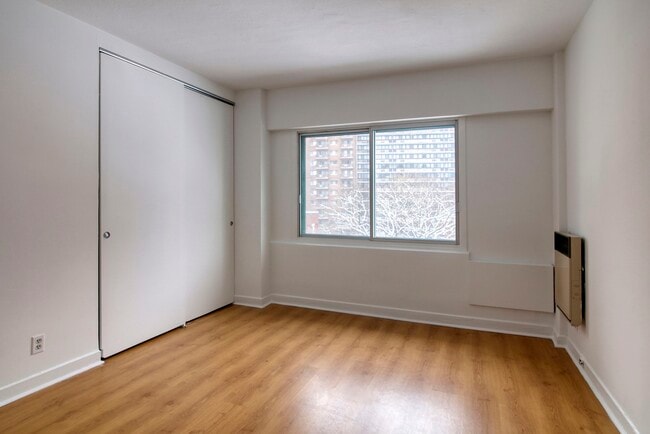 Building Photo - 3455 Rue Aylmer