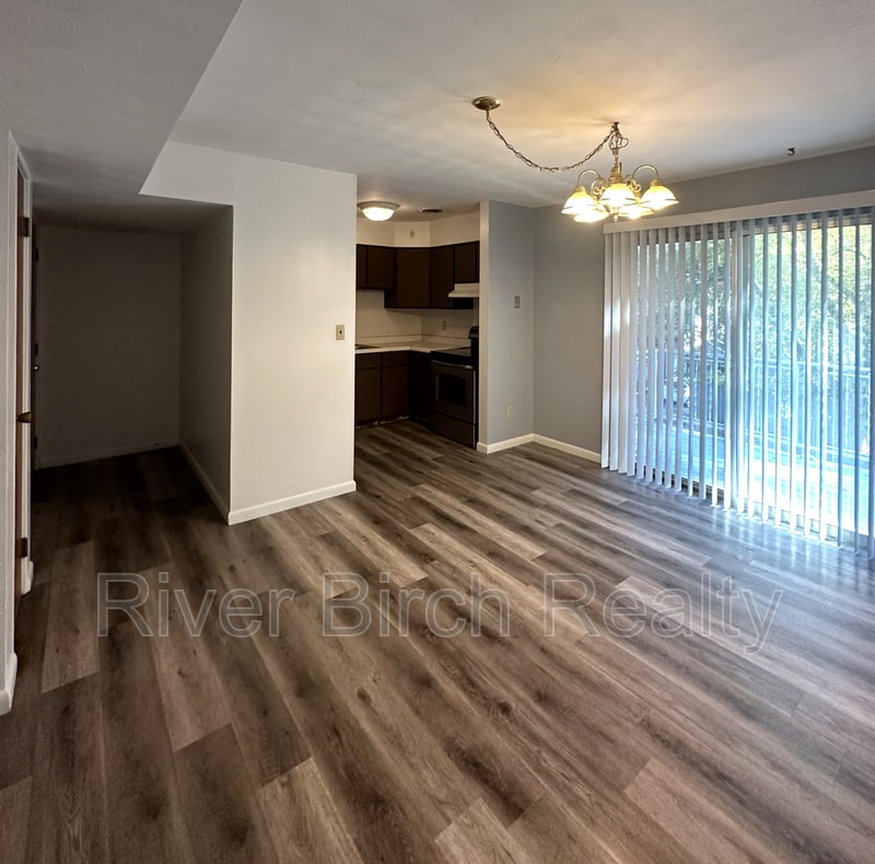 Foto principal - 525 W Cook St