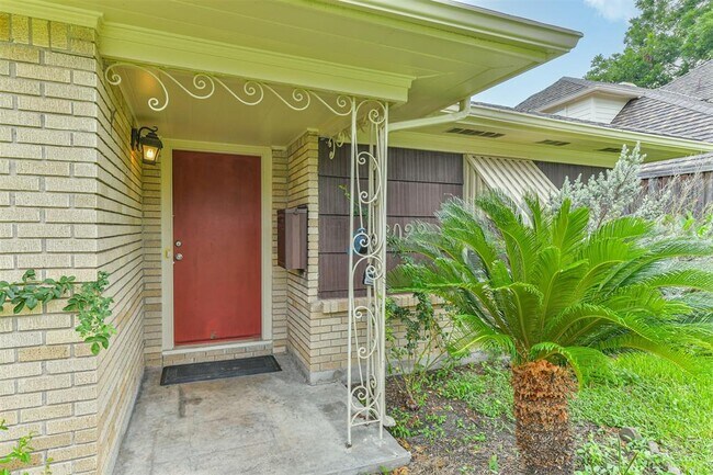 Foto del edificio - 3022 Broadmead Dr