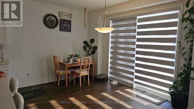 Building Photo - 18 Hammermeister St