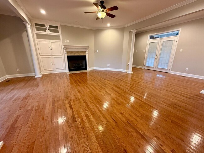 Foto del edificio - 105 Bent Brook Dr