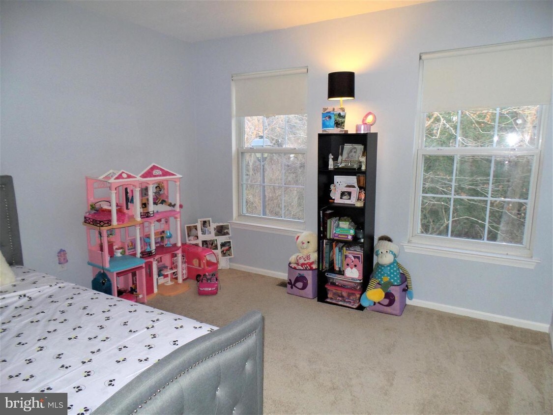 Primary Photo - 2508 Beacon Hill Dr