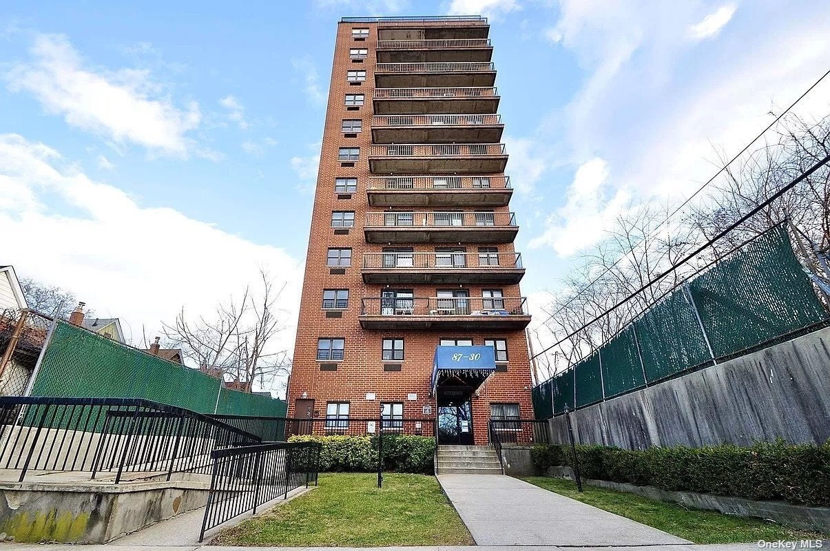 Primary Photo - 87-30 62nd Ave