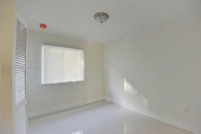 Building Photo - 1980 NW 54th St