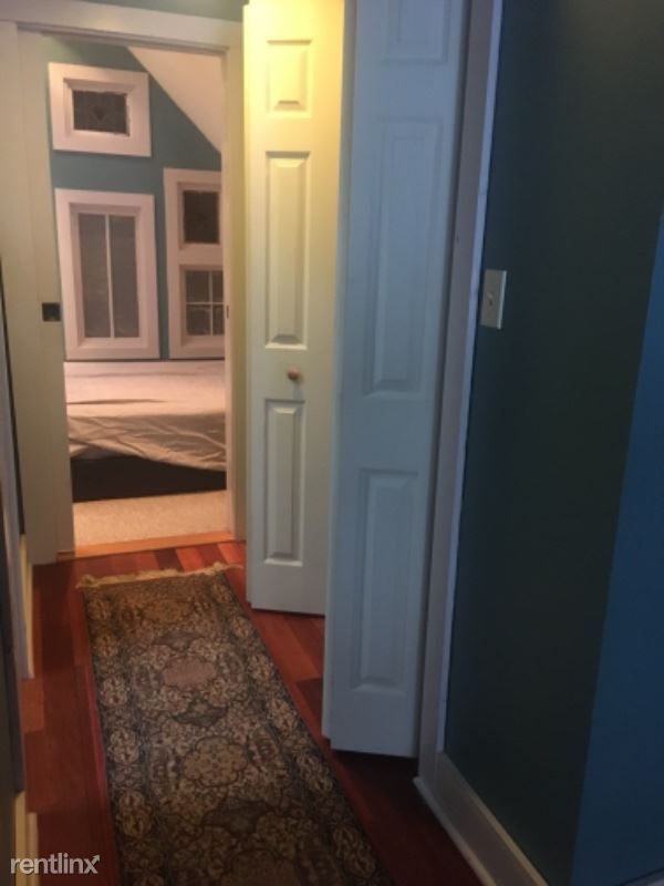 Building Photo - 1 br, 1 bath Apartment - 110 Dorne Dr